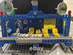 Vintage Space LEGO Beta I Command Base # 6970 (1980)