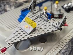Vintage Space LEGO Beta I Command Base # 6970 (1980)