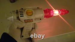 Vintage Space Laser Electronic Gun Toy Astronaut Alien Blaster Flashing Barrel