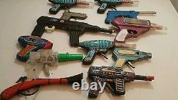 Vintage Space Laser Electronic Gun Toy Astronaut Alien Blaster Flashing Barrel