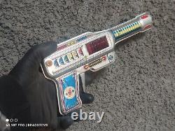 Vintage Space Laser Electronic Gun Toy Astronaut Alien Blaster Flashing Barrel