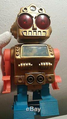 Vintage Space Robot Toy Made In Japan Adjustable Level Batt. Operated Original