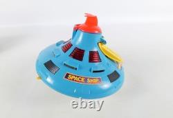 Vintage Space Ship Battery Operated 6 Shooting Discs Interior Lights Sound