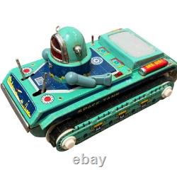 Vintage Space Tank ME 091 Gyro Action Tin Litho Robot Sci Fi Beijing Toy 9.5 in