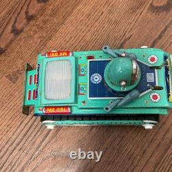 Vintage Space Tank ME 091 Gyro Action Tin Litho Robot Sci Fi Beijing Toy 9.5 in