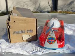 Vintage Space Toy Intercosmos Holdauto Utopian Model Lemezarugyar Batt. Oper. Box