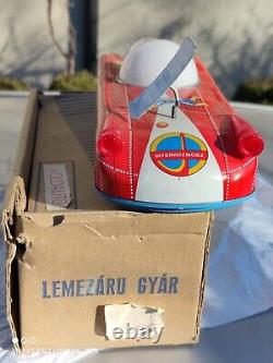Vintage Space Toy Intercosmos Holdauto Utopian Model Lemezarugyar Batt. Oper. Box