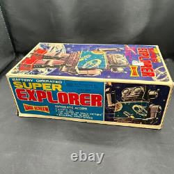Vintage Super Explorer Robot Battery Operated Wide Screen Space Toy in Box SJM