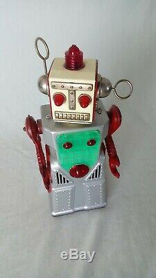 Vintage Tin toy Japan Chief Robotman 1960s Battery Operated KO. YOSHIYA. CO Y