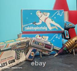 Vintage Toy Robot Space Program Soviet Era Cccp Ussr Wind Up + Key Rare Colours