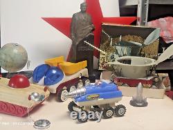 Vintage Toy Robot Space Program Soviet Era Cccp Ussr Wind Up + Key Rare Colours