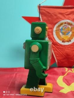 Vintage Toy Robot'pogot' Space Program Soviet Era Cccp Ussr Wind Up + Key Alien