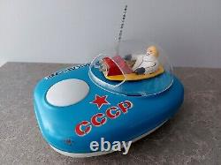 Vintage USSR Tin Toy Flying Saucer Soviet Space Toy of 70's IKAR-7E. Super Rare