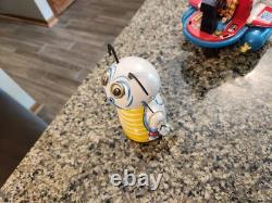Vintage WORKING 1968 Marx Moon Creature Tin Wind Up Toy #942 and Helicopter