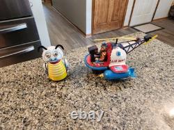 Vintage WORKING 1968 Marx Moon Creature Tin Wind Up Toy #942 and Helicopter