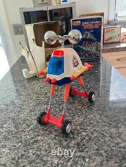 Vintage Yonezawa Battery Operated Delta 55 Lunar Explorer Space Toy Working