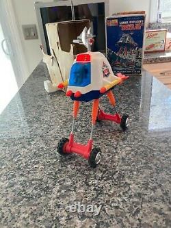 Vintage Yonezawa Battery Operated Delta 55 Lunar Explorer Space Toy Working