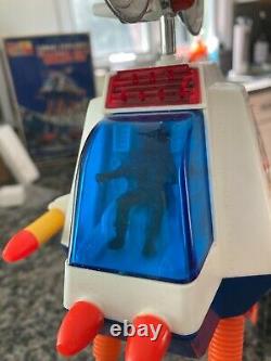 Vintage Yonezawa Battery Operated Delta 55 Lunar Explorer Space Toy Working