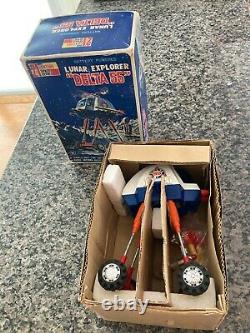 Vintage Yonezawa Battery Operated Delta 55 Lunar Explorer Space Toy Working