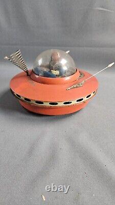 Vintage Yoshiya Flying Saucer With Space Pilot Tin Litho Toy Tested Working