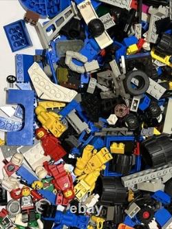 Vintage lego lot space. Figures Parts And Pieces. V02