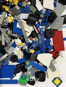 Vintage lego lot space. Figures Parts And Pieces. V02