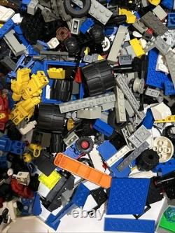 Vintage lego lot space. Figures Parts And Pieces. V02