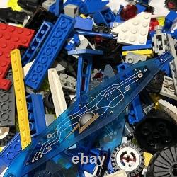 Vintage lego lot space. Figures Parts And Pieces. V02
