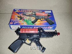 Vintage space gun machine gun with flashing light no2