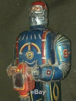 Vintage toys rare robot tin space astronauta operaty battery made in japan