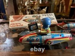 Vintage working Tin Litho/box ME777 Televiboat Space Toy. Made In China 1970s