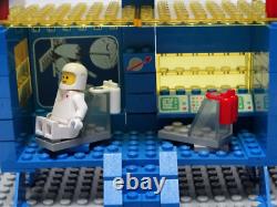 Vntg 1979 Lego Set 493 Space Command Center with Moon Crater Plate Version 3 Figs