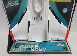 Vtg 1969 Mattel Matt Mason XRG-1 Reentry Glider Space Ship On Blue Card J701