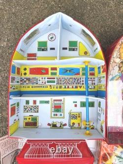 Vtg 1977 Distant World Adventure Space Toy Play Set 731 Universal Product HK