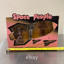 Vtg ARCHER Space People Set with Original Box Archer Plastics c. 1950s