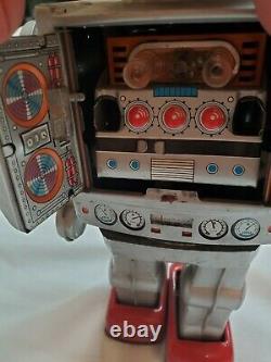 Vtg Battery Operated Tin Plated Metal House Japan Super Space Giant Robot