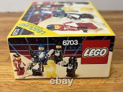 Vtg. LEGO 6703 Space Mini Figures Set 1988/89 New Old Stock Sealed! RARE