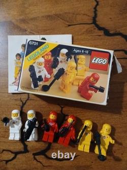 Vtg Lego Classic Space Mini Figures Set #6701 1983 COMPLETE SET