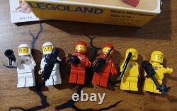 Vtg Lego Classic Space Mini Figures Set #6701 1983 COMPLETE SET