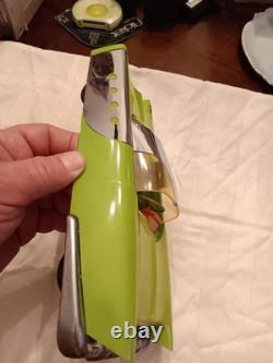 Vtg MATTEL 1953 Futuristic Dream Car Lime Green Retro Missing Front Windshield