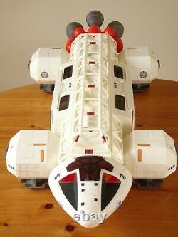 Vtg Mattel SPACE 1999 EAGLE 1 SPACE SHIP 31 Long Whiteness Restored