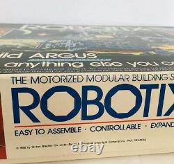 Vtg Milton Bradley 1985 Robotix Series R-1000 Motorized Modular Building System