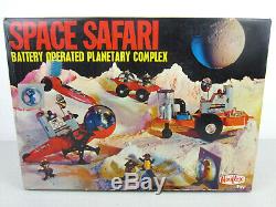 Vtg Outer SPACE SAFARI Battery PLAYSET Toy Alien Monster Astronaut Ship Miniflex