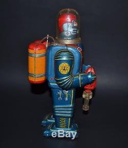 Vtg Rosco Cragstan Daiya Battery OP S-5 Tin Toy Astronaut Robot Space Conqueror