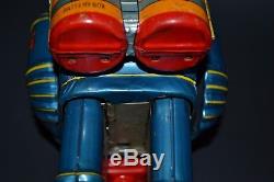 Vtg Rosco Cragstan Daiya Battery OP S-5 Tin Toy Astronaut Robot Space Conqueror