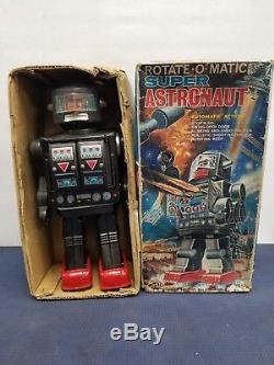 Vtg Rotate-o-matic Super Astronaut Robot Space Toy Automatic Action W Box 1960