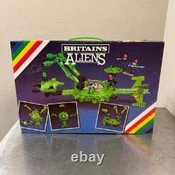 Vtg c. 1980s BRITAINS Deetail Space #9148 ALIENS DELUXE BOXED SET with Spaceship
