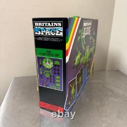 Vtg c. 1980s BRITAINS Deetail Space #9148 ALIENS DELUXE BOXED SET with Spaceship