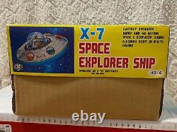 X-7 SPACE EXPLORER SHIP WITH BOX 60s VINTAGE BATTERY OPERATED TIN Near Mint