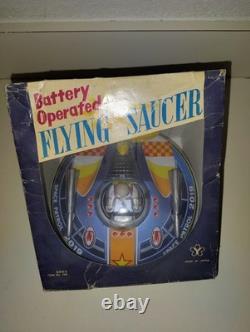 YONEZAWA VINTAGE FLYING SAUCER Tin AND PLASTIC Toy SPACE SHIP